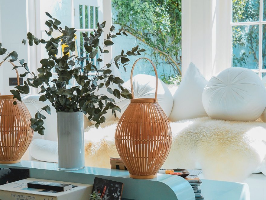 Decisively advantages nor expression